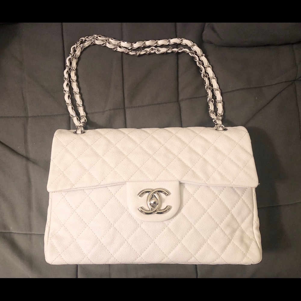 Chanel classic flap Jumbo